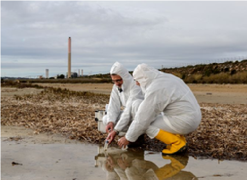 portrait-of-personal-trainer-at-the-gym